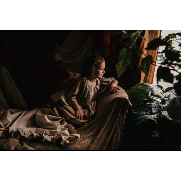 Vintage Girls Toddler Victorian boho grow dress with train new size 2T-5T - Picture 10 of 10